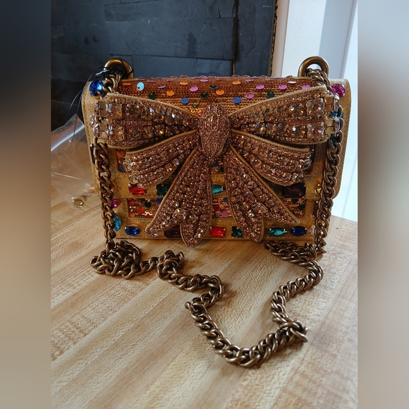 Kurt Geiger NWT Large Bow & Embelishments W/Dustbag - Picture 2 of 10